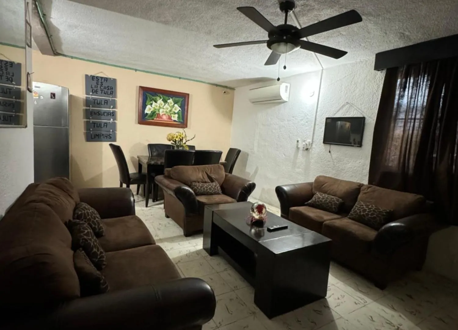 Casa De La Morelos Cancun